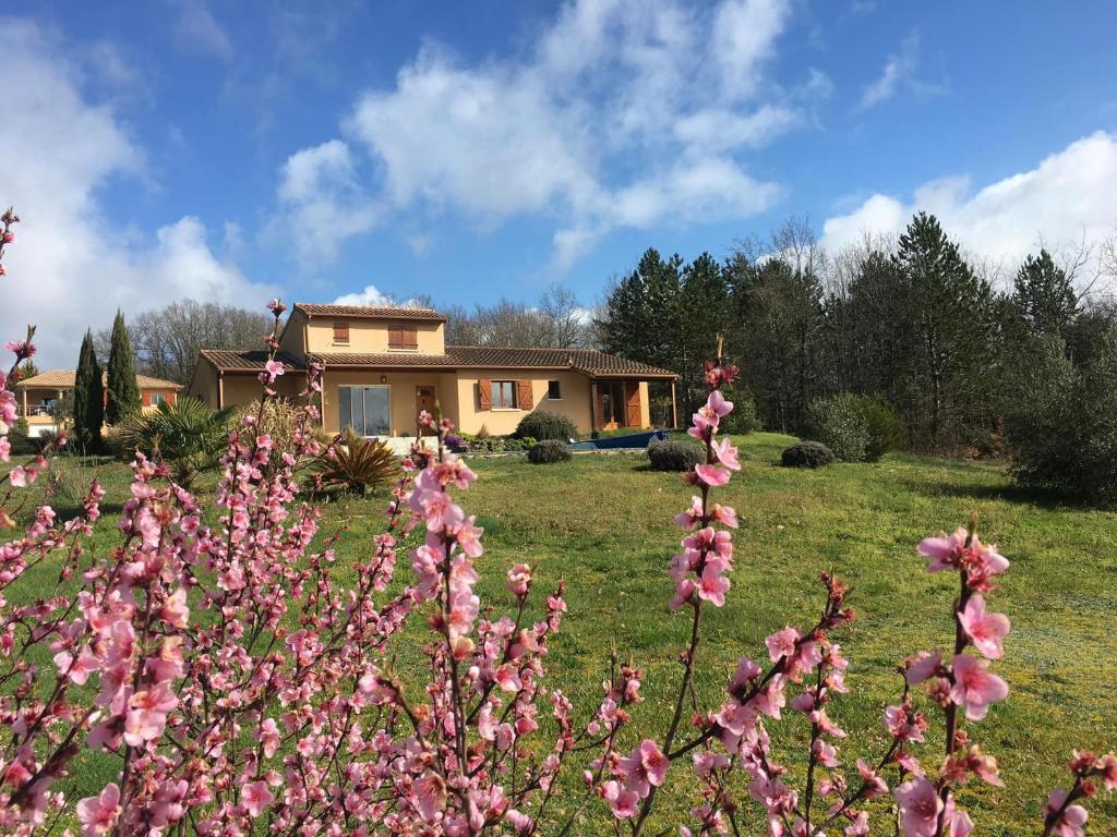 Maison de vacances Villa Padam Les Lisettes 24440 Monsac