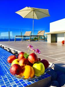 Villa Pinheira III heated pool
