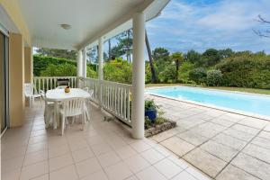 Villa piscine pour 6 a Lacanau au coeur de la foret