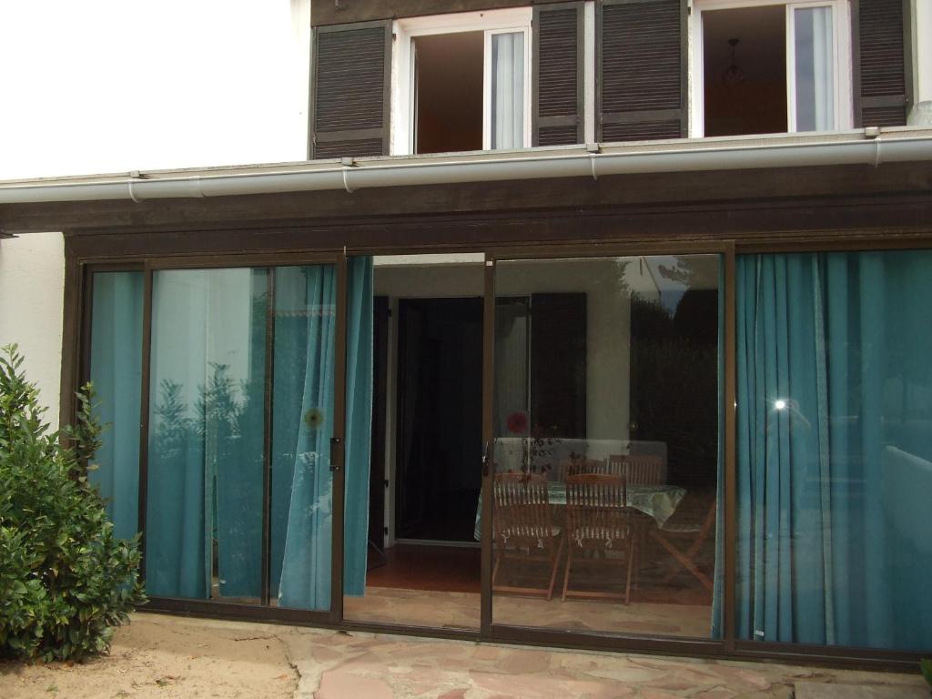 villa plein sud 200 mètres de la plage 21 Résidence les Loriots, 85160 Saint-Jean-de-Monts