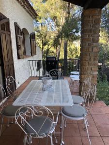 Villa provençale – grand jardin - 2 chambres