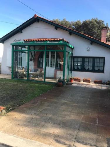 Villa refaite à neuf à 200 mètres de la plage