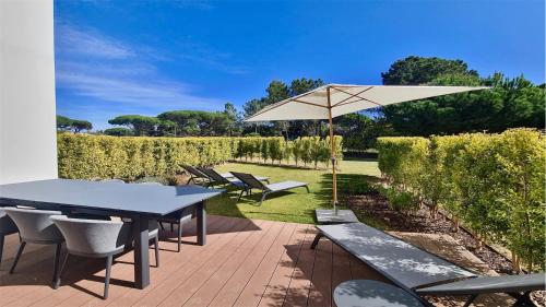 Villa Sadler - Clever Details , Central Vilamoura, Sleeps 6, luxury, walking distance