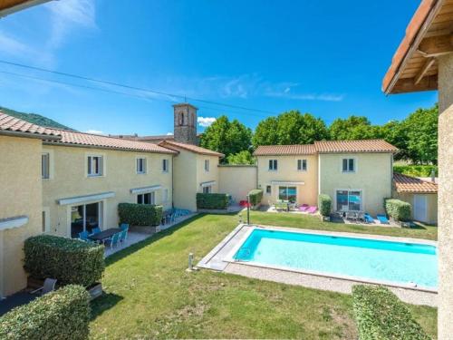 Villa sur domaine 2