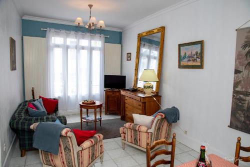 Villa surcouf, Rue calme , 100 de la mer avec 2 salle de bain , fibre