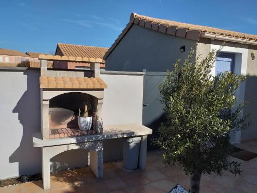 Villa tout confort à 500m de la plage dans résidence privée avec piscine - 3 chambres, 2 salles de bains, Climatisation, WIFI, parking privé