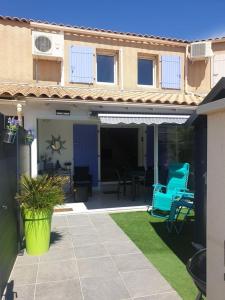 Maison de vacances Villa tout confort dans résidence privée avec piscine à 500m de la plage - Climatisation, WIFI, parking Villa 158 Clos de Socorro Avenue du Grand Salan 34420 Portiragnes Languedoc-Roussillon