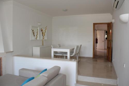Villa V2 X