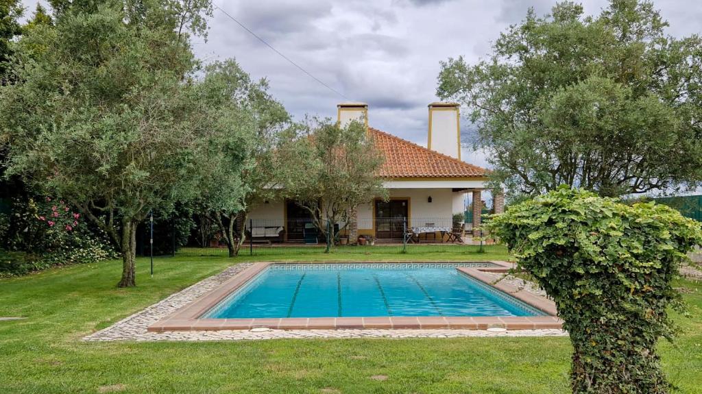 Maison de vacances Villa with Pool & private garden - Palmela Quinta das Oliveiras quinta das oliveiras, estrada dos espa 2955-006 Pinhal Novo