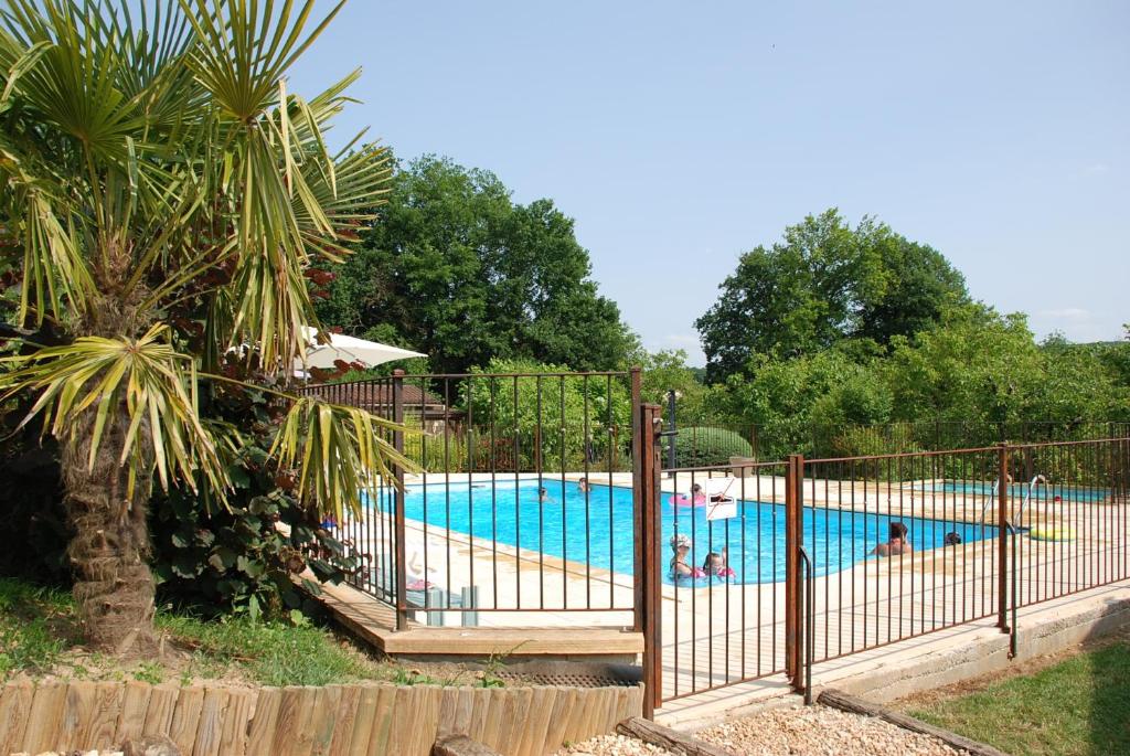 Maison de vacances Village de Gîtes Le Châtenet Le Châtenet 24290 Thonac