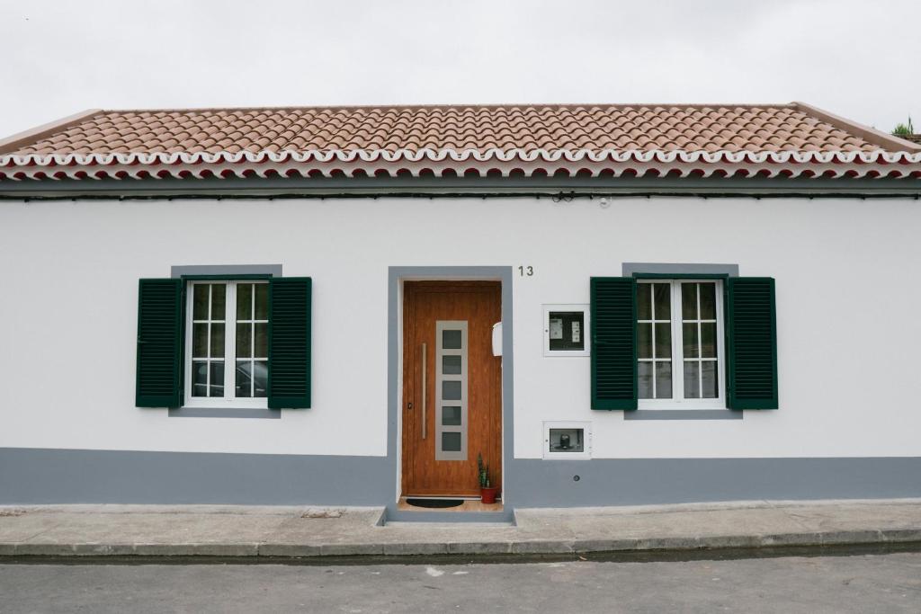 Maison de vacances Village House Lomba de São Pedro 13 Rua da Igreja Lomba de São Pedro. Ribeira Grande 9625-205 Ribeira Grande