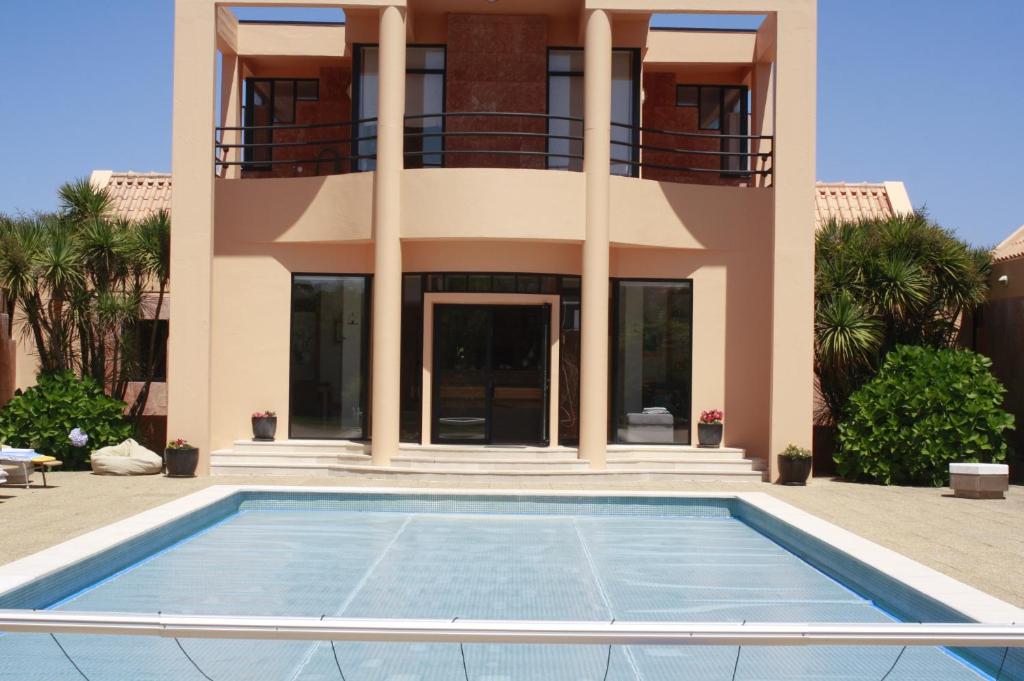 Visite e Relaxe Rua do Tojal 22, 2705-177 Colares