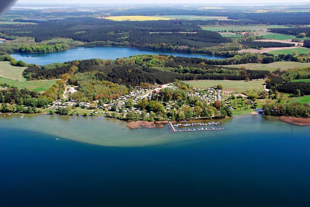 Maison de vacances Wald- und Seeblick Camp Zislow Waldchaussee^1 17209 Zislow