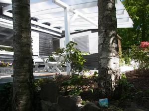 Waldhütte am See
