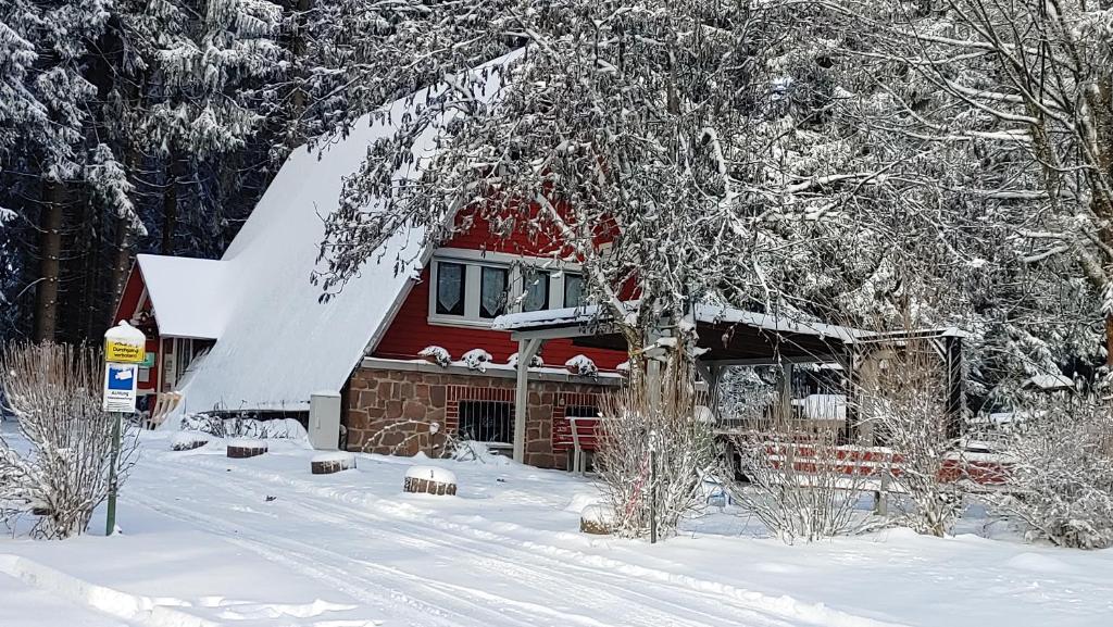 Wanderhütte und Ferienhaus Zum Bernhardsthal 2A Bernhardsthal, 98724 Bernhardsthal