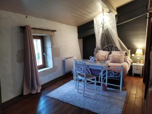 Warm 2 bedroom stone house with garden - Dodo et Tartine