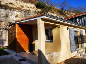 Warm house with parking near FUTUROSCOPE