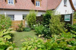 Whitley cottage