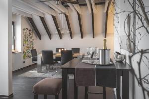 WK - Suite