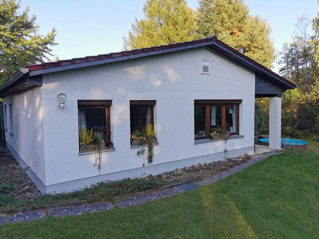 Maison de vacances Wohlfühlhaus mit großem Garten in traumhafter Natur am Stadtrand 1 Fichtenweg 01796 Pirna