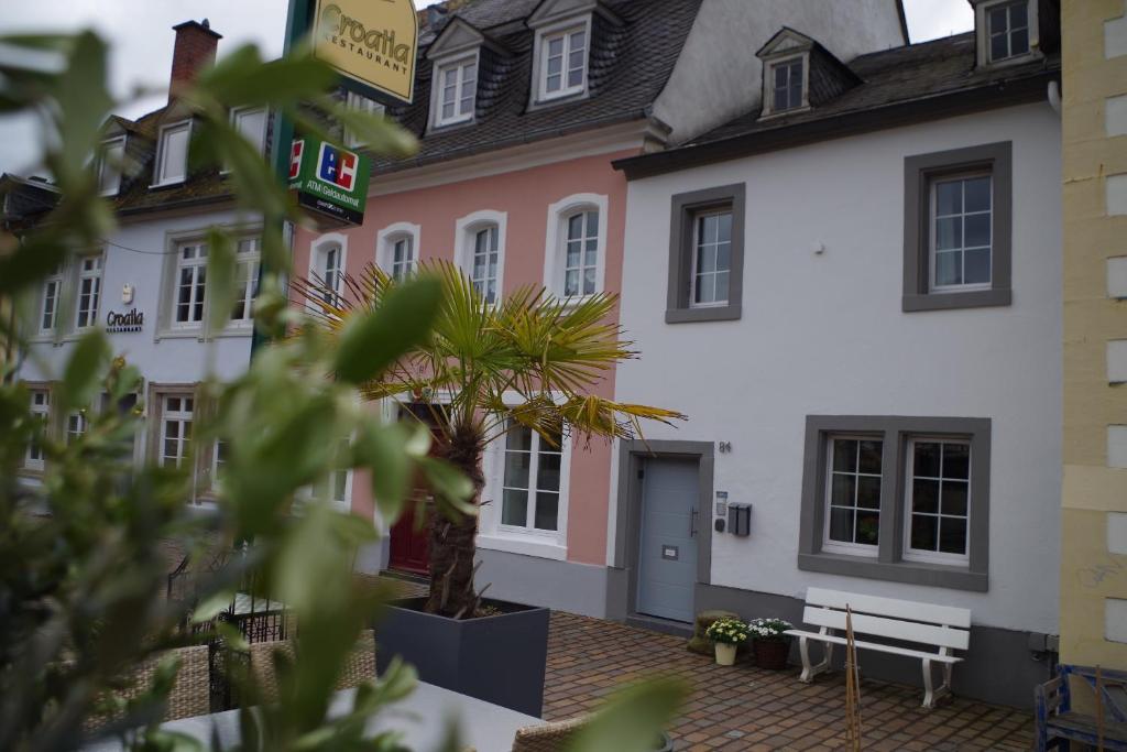 Maison de vacances Wohnen am Ufer der Mosel in Trier Zurlaubener Ufer 84 54292 Trèves