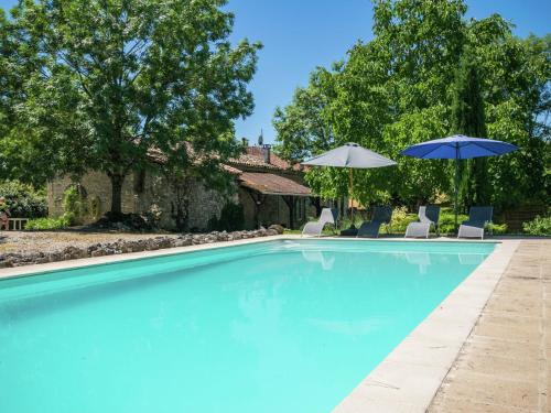 Wonderful mansion in Bourg De Visa with pool