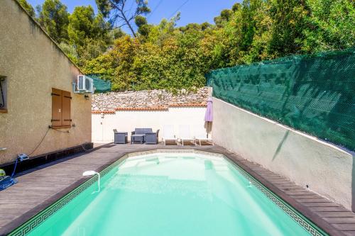 Wonderful typical southern villa with pool - Toulon - Welkeys