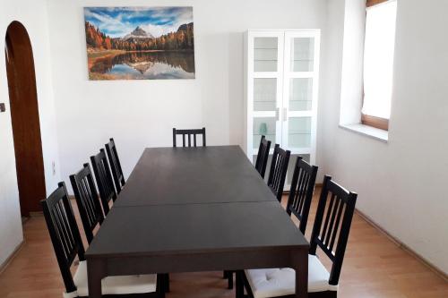 Workers House mit 7 Zimmern, Terrasse und Balkon