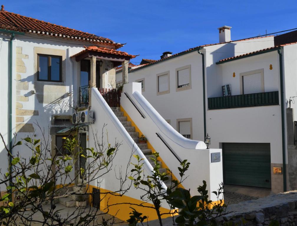 Yasmine 212 Rua dos jasmins Nº4, 3060-046 Ançã