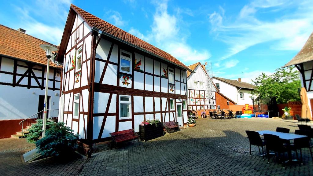 Maison de vacances Zur Krone - Ferienhaus 1 Felsenstraße 36266 Widdershausen