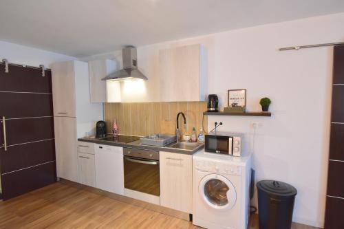 Appartement Maison de ville entière 119 Grande Rue Diou