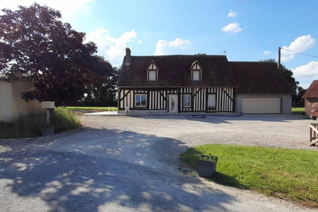 Maison de vacances Maison en colombage rénovée Le Sausse, 41270 La Fontenelle