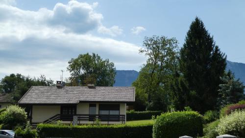 Maison entière dans un parc arboré en Haute-Savoie Amancy france