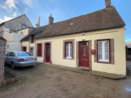 Maison entière plein centre du village, Soligny la Trappe Soligny-la-Trappe france