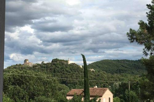 Maison entière pour 6 personnes dans les Cévennes Cendras france