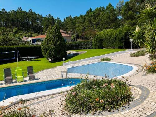 Maison de vacances Maison familiale de caractère avec piscine Rua das Campas Padronelo
