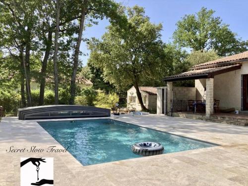 Maison familiale, piscine & jardin privée Saint-Didier france