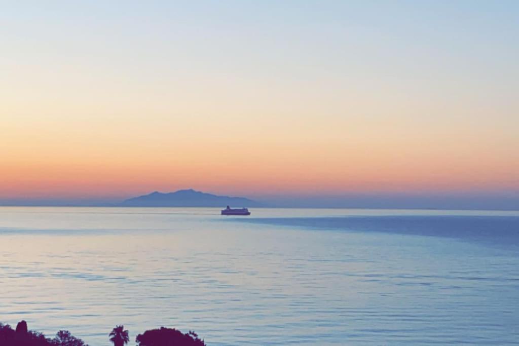 Maison de vacances Maison grand standing vue sur les îles toscanes 79 Route de la Corniche, 20200 Santa-Maria-di-Lota