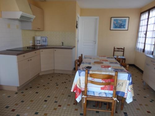 Maison L'Aiguillon-sur-Mer, 4 pièces, 5 personnes - FR-1-476-2 LʼAiguillon-sur-Mer france