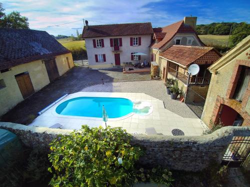 Maison Lajus Bassillon-Vauzé france