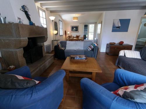 Maison de vacances Maison Le Palais, 4 pièces, 6 personnes - FR-1-418-15 Spernen -  - Le Palais