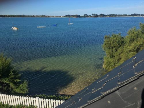 Maison de vacances MAISON LES PIEDS DANS L EAU 9 Rue du Calvaire Roscoff