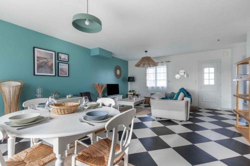 Maison de vacances Maison moderne a St Hilaire de Riez du Baco, 3 Les Bussolleries