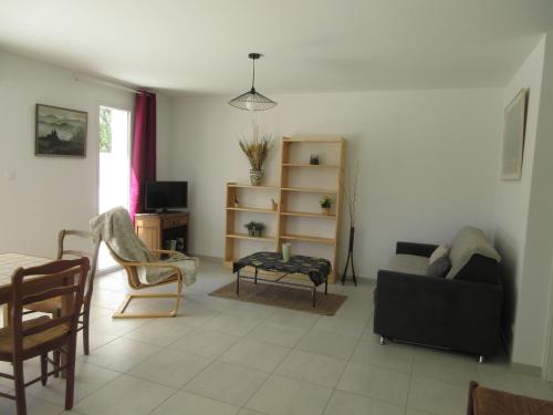 Maison neuve dans Saintes avec terrasse et jardin Saintes france