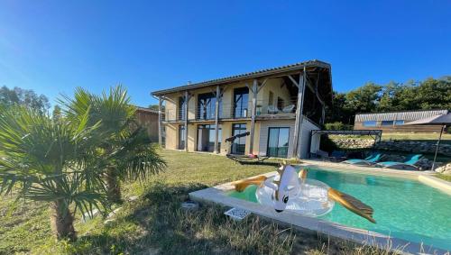 Maison passive - vue panoramique, terrasses, cheminée, piscine privée Blaziert france