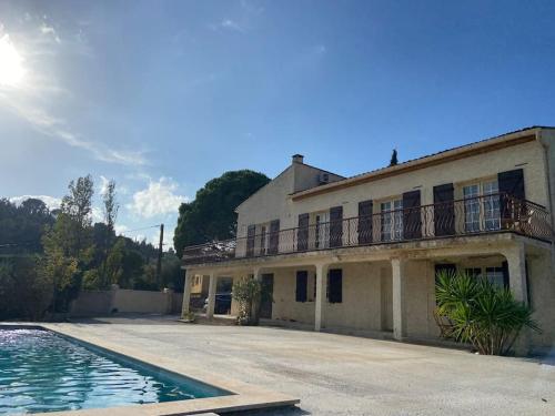 Maison proche du Lac du Salagou Clermont-lʼHérault france