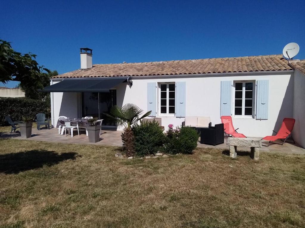 Maison de vacances Maison Saint-Denis-d'Oléron, 4 pièces, 10 personnes - FR-1-246A-58 6 rue Marc Robert, 17650 Saint-Denis-dʼOléron