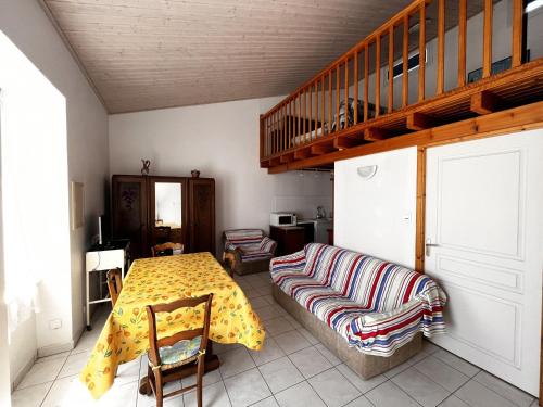 Maison Saint-Mathurin, 1 pièce, 2 personnes - FR-1-197-546 Saint-Mathurin france