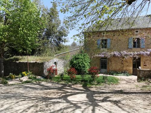 Maison typique périgourdine avec piscine Paulin france