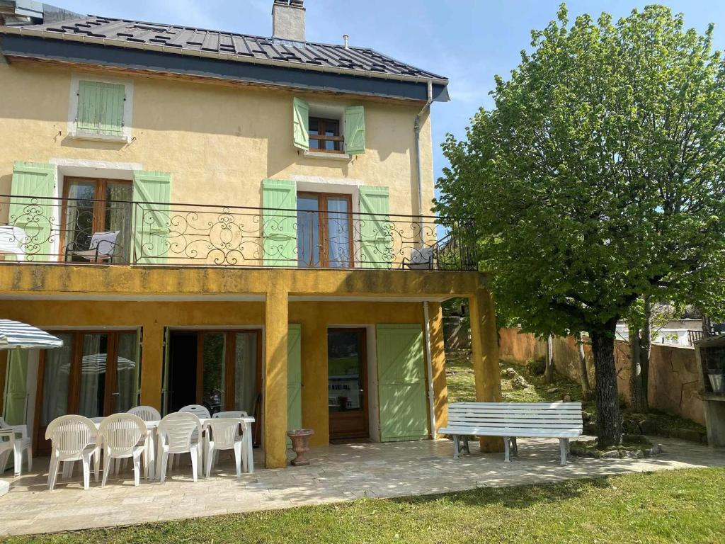 Maison de vacances Maison Villard-de-Lans, 6 pièces, 10 personnes - FR-1-515-4 Maison du Lavoir 66 rue Roux Fouillet, 38250 Villard-de-Lans